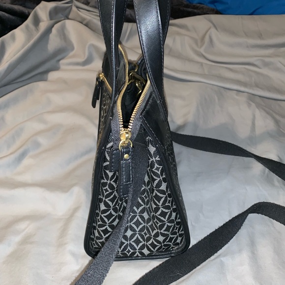 Cross body/ hand bag - Picture 3 of 4